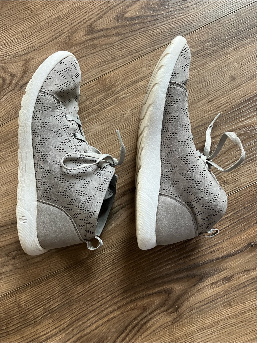 BearPaw Light Gray Perforated Lace-Up Sneakers - Picture 2 of 3
